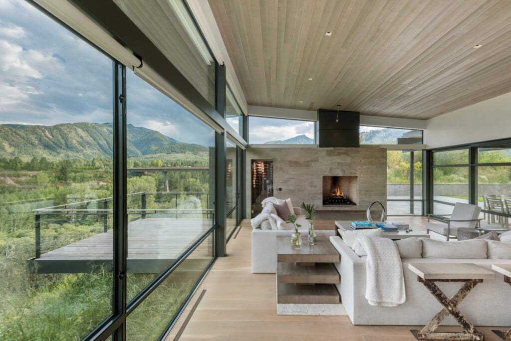 Ccy Architects Draperwhite41757 Hdr Scaled